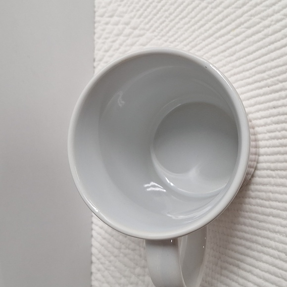 🛍2/$15🛍 #ABX Christmas mug by holiday market - Picture 3 of 4